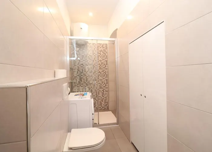 Kaza In Center, With Terrace, Private Parking, Step To The Sea * Опатия
