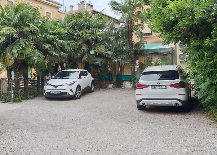 Apartament Kaza In Center, With Terrace, Private Parking, Step To The Sea *