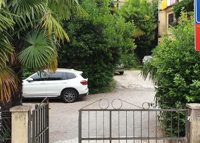 Apartament Kaza In Center, With Terrace, Private Parking, Step To The Sea